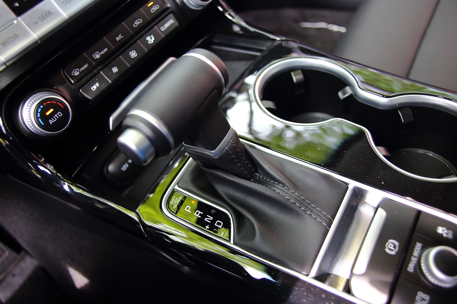 2019 Kia Stinger GT-Line。〈李奥/大纪元〉