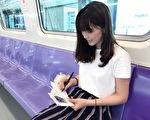 凤飞飞冥诞  桃捷限时抽《流水年华》一日票组