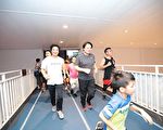 推广基隆健康城市  林右昌、蔡适应星光夜跑