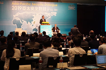 澳洲前國防部長潘恩20日在亞洲安全對話上，進行專題演講，他回應提問有關澳洲面臨的資安漏洞與教育滲透問題。