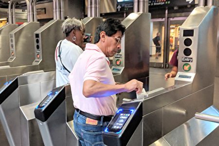 MTA將在2020年底，於所有地鐵站和公車上安裝OMNY系統的感應設備。