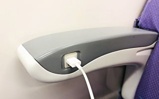 桃捷领先捷运轨道业 直达车提供USB充电服务