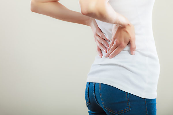 復健專科醫師告訴你放鬆、緩解疼痛的按摩關鍵。(Shutterstock)