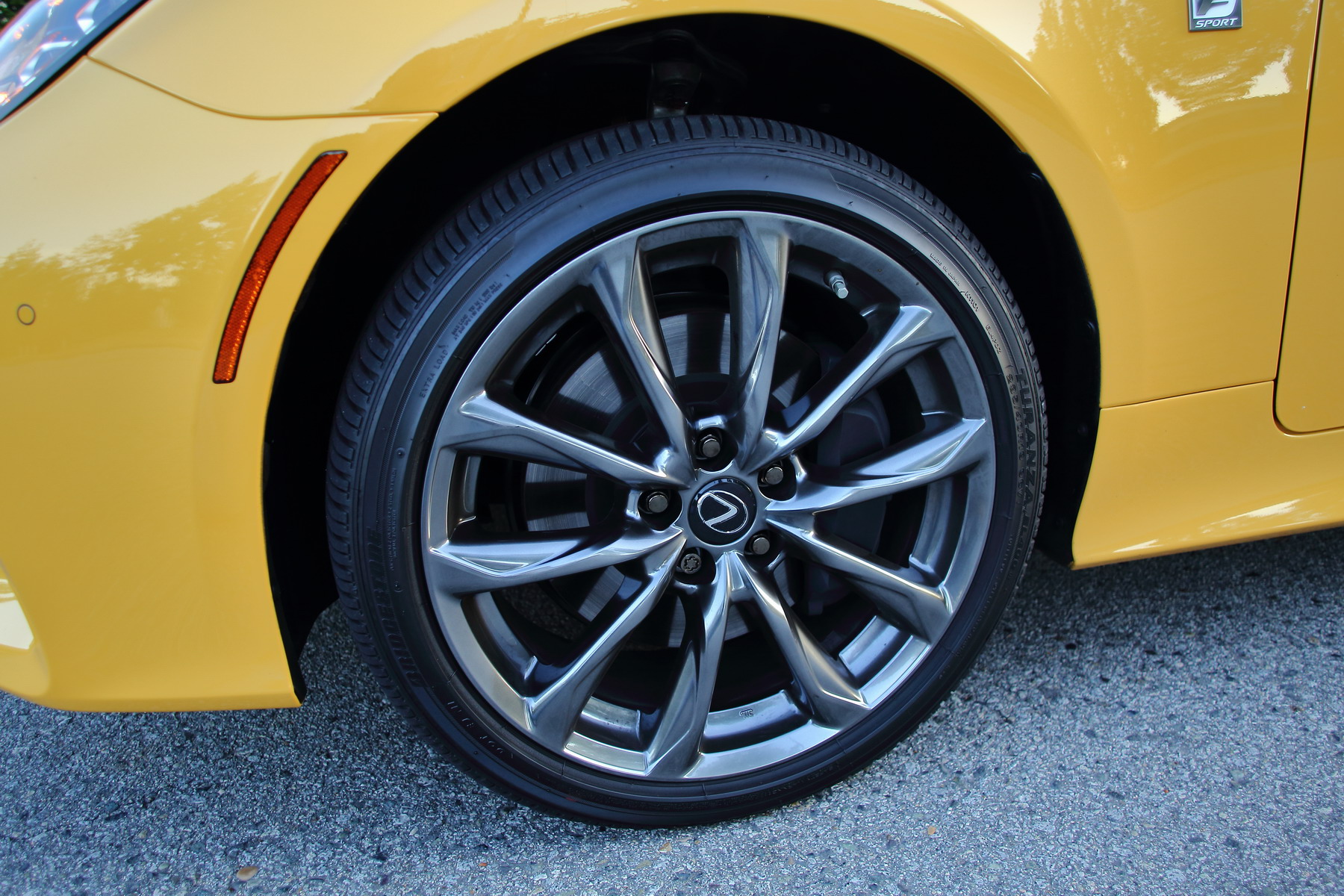 2019 Lexus RC350 AWD。〈李奧/大紀元〉
