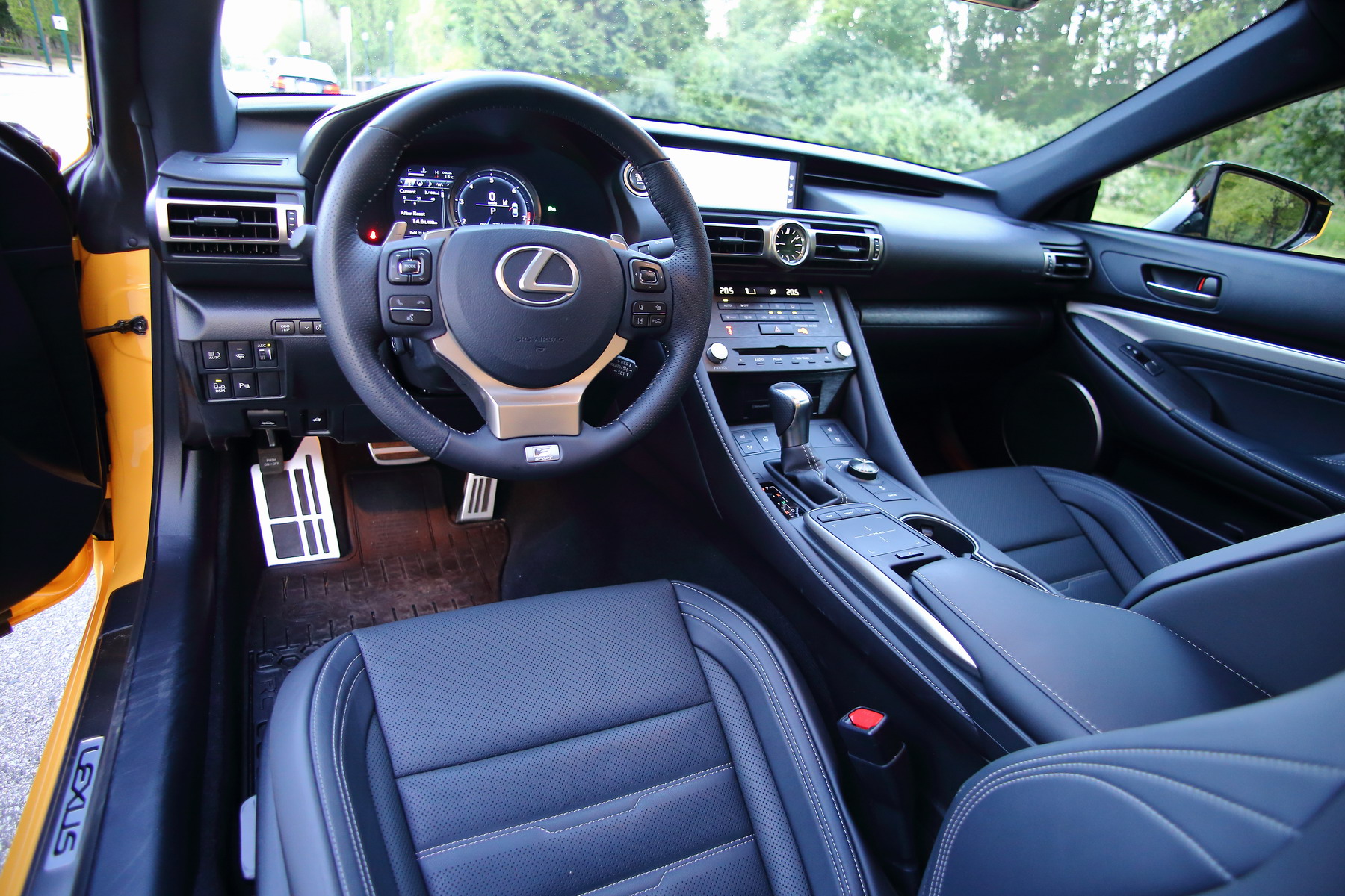 2019 Lexus RC350 AWD。〈李奧/大紀元〉