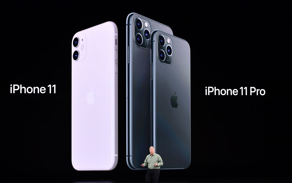 蘋果全球營銷高級副總裁Phil Schiller介紹iPhone11和iPhone 11 Pro。(JOSH EDELSON/AFP/Getty Images)