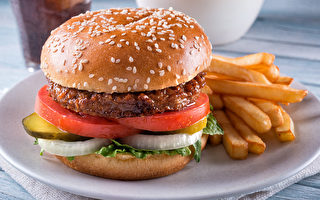 吃起来真像肉 植物肉汉堡真健康吗？