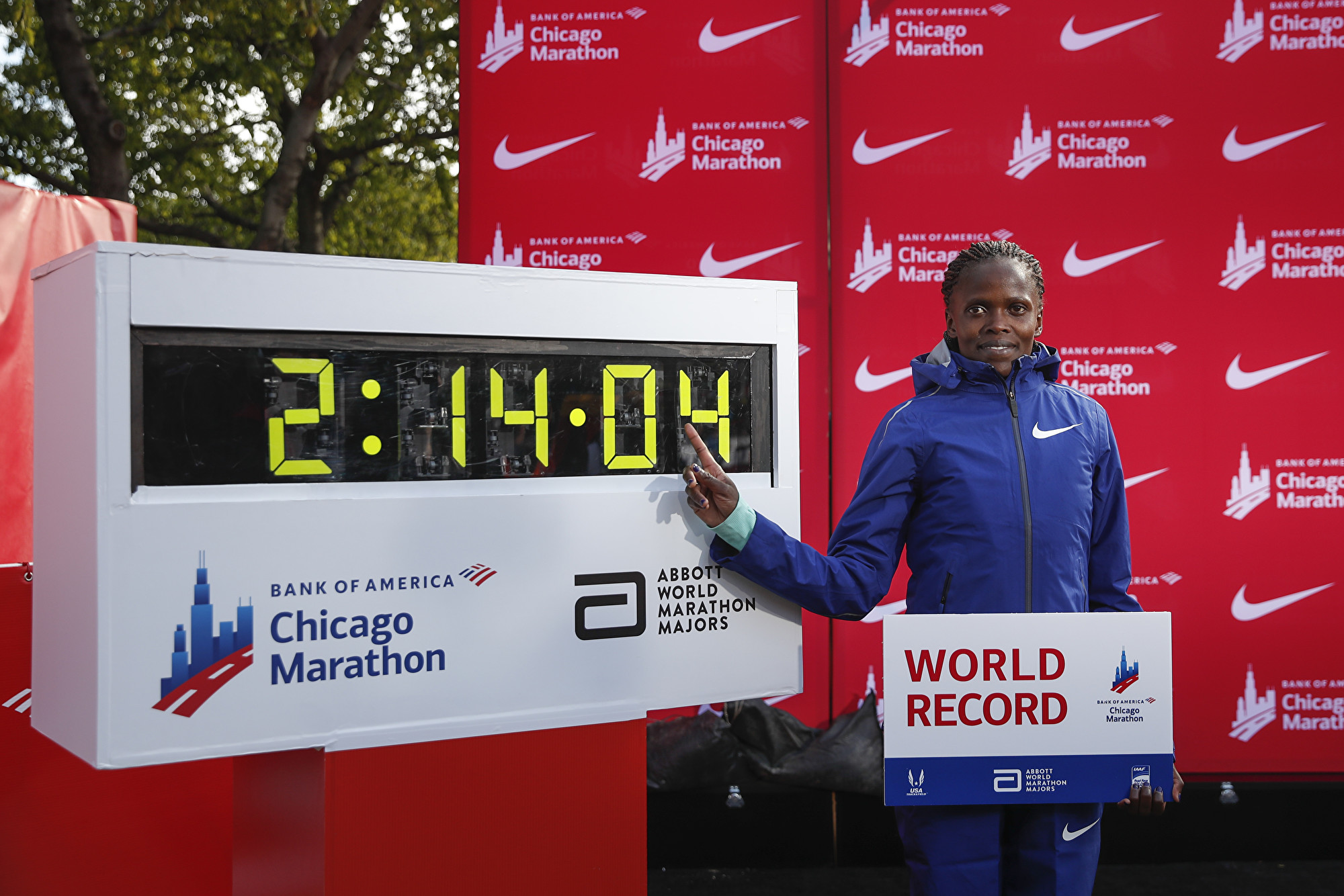肯尼亚名将破尘封16年女子马拉松世界纪录| 科斯盖| 大纪元