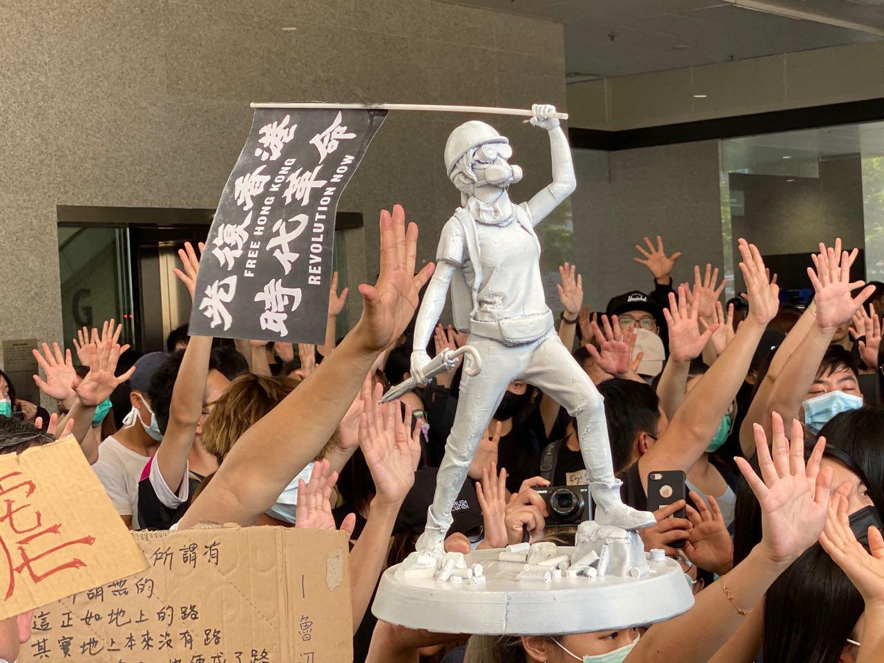 香港六校紧急罢课声援中枪学生和被捕学生| 反送中| 枪击| 大纪元