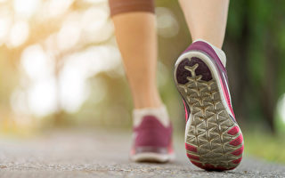 鞋底磨損 小心身體出問題 5種磨損位置你是哪種