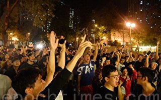 分析：民主派掌控的香港区议会可做些什么