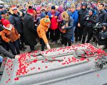 国殇日 加拿大各地纪念为国而战的军人