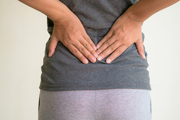 预防骨质疏松，要从肾精不足的原因着手。(Shutterstock)