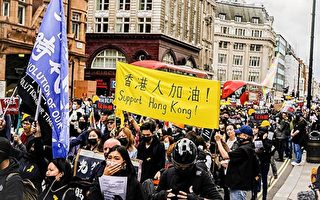 “与香港学生市民在一起”柏林举办抗议活动