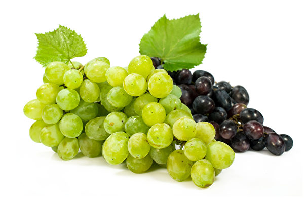 bunch of ripe green and red grapes isolated on white Fotolia