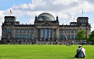 德国民众在线请愿 促国会通过《人权问责法》