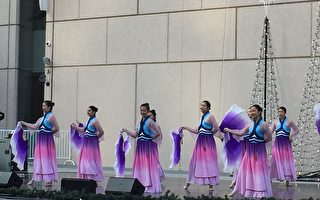 尔湾中文学校参与节日庆典 展华人传统文化