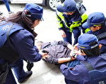 坜警春安防抢演练   提升银行自我防卫