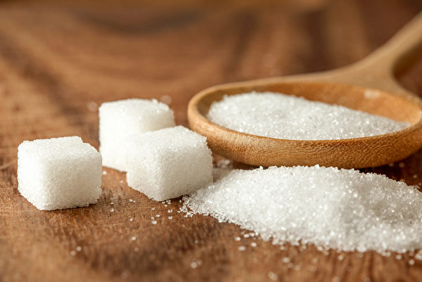 糖會帶來記憶力差、失眠、憂鬱焦慮等症狀，如何戒糖？(Shutterstock)