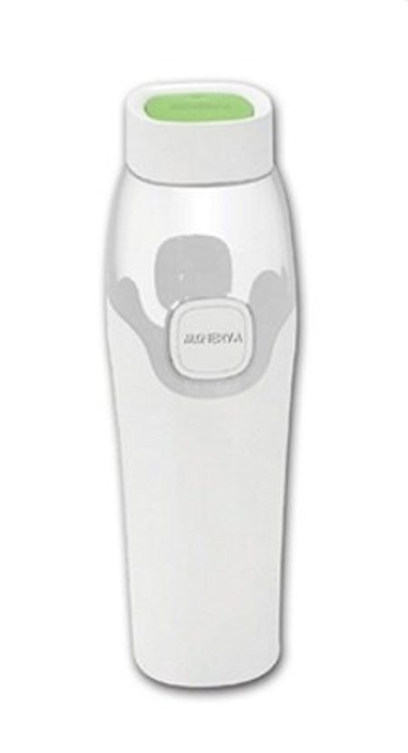 专利设计的可携式紫外线奶瓶杀菌器。