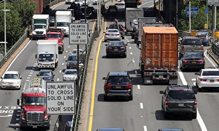 纽约市警察局将开始打击在布碌崙—皇后区高速公路（BQE）上行驶的重型卡车，并处以7,000美元的巨额罚款。