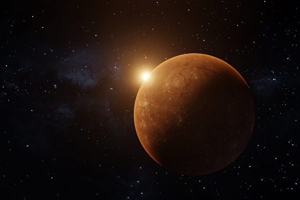 「巨嬰」行星已有10倍木星大 還在長