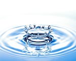 新型水滴發電機：一滴水點百盞燈