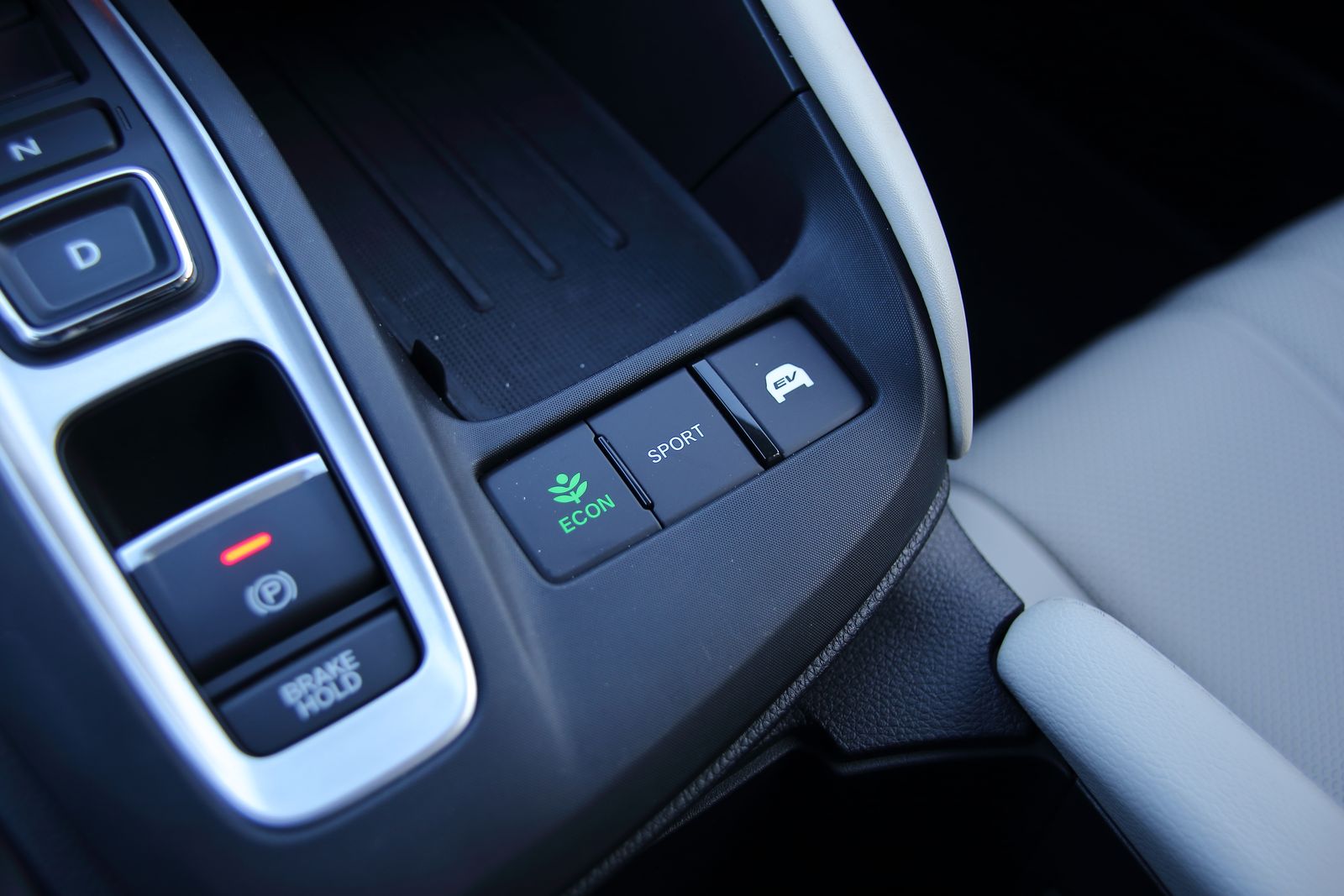 2020 Honda Insight Hybrid。〈李奥/大纪元〉