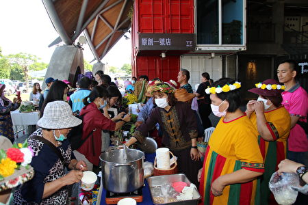 台東縣政府推廣原住民傳統飲食文化，希望復育原住民族的食農保健文化。