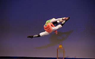 神韻是以中國古典舞為主要表現形式