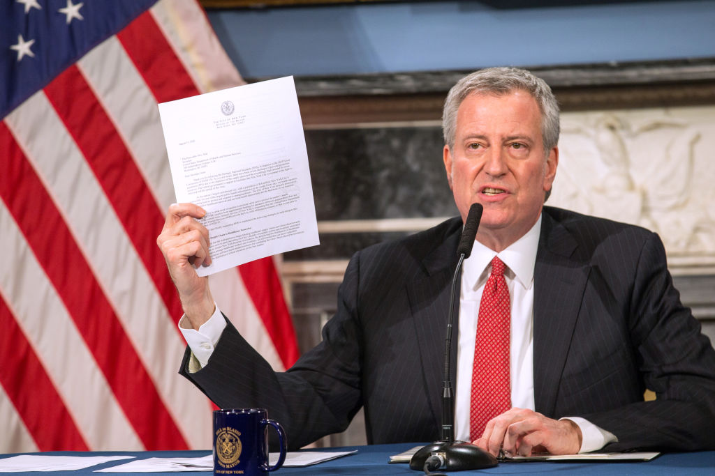 圖為紐約市長比爾·德·白思豪(Bill De Blasio)。(William Farrington-Pool/Getty Images)