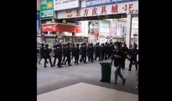 【現場視頻】東莞虎門鎮現大量防暴警察