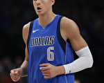 NBA波尔辛吉斯创纪录 独行侠力克森林狼