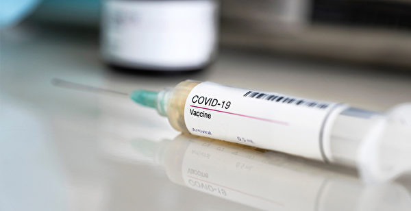 中共肺炎（又稱武漢肺炎、新冠肺炎、COVID-19）全球第一隻疫苗已注入人體，目前正在研發的疫苗有哪些種類？(Shutterstock)