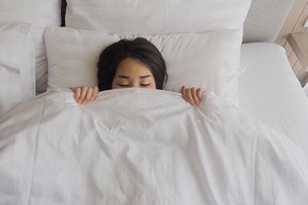 全身的血液循环变好了，身体变温暖了，睡眠品质也会跟着提升。(Shutterstock)