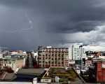 冰雹雷电袭击北温