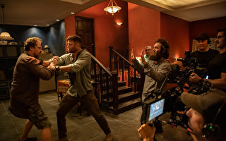 克里斯漢斯沃聯手《復4》金牌編導 粉絲在家就能看「雷神」
