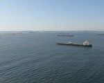 无处卸货 油轮在沿海实行“社交疏离”