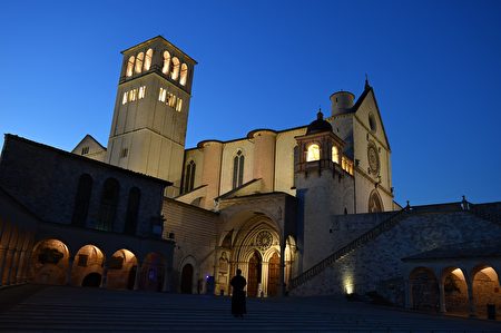 組圖 歐洲多國復活節假期持續封城防疫 中共肺炎 中共病毒 大紀元