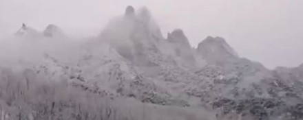 【现场视频】山东全省降温 多地下鹅毛大雪