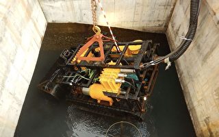 香港渠務署引入遙控清淤機械人