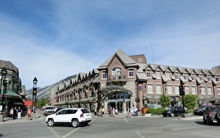 繁忙旅遊小鎮班芙與渥太華簽署住房協議