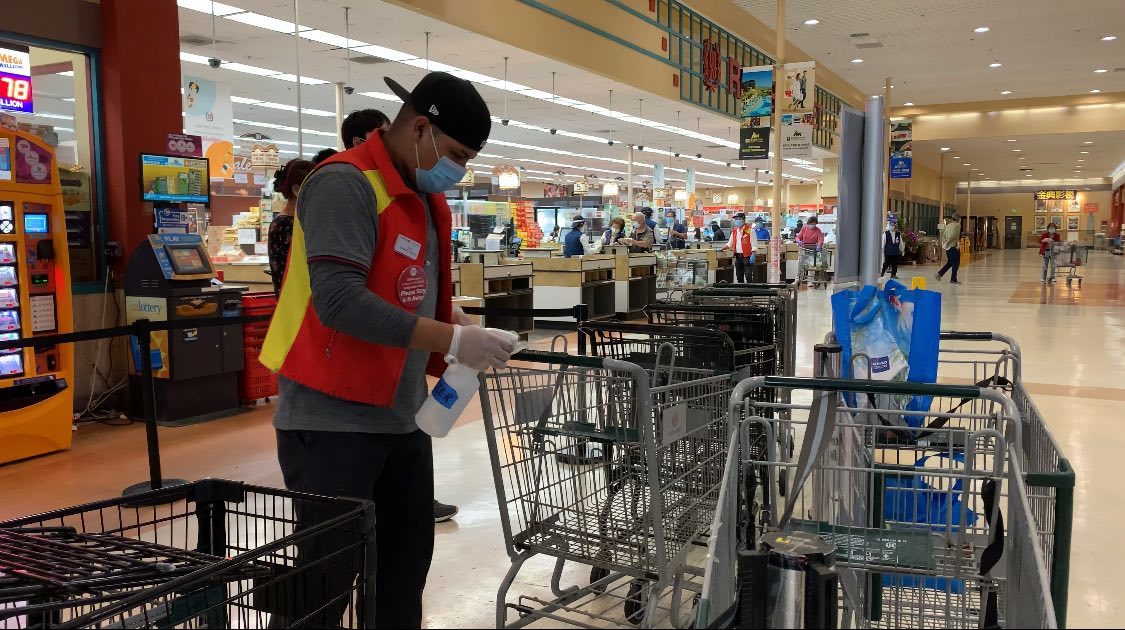 洛疫情居高不下 華人超市再傳有員工感染