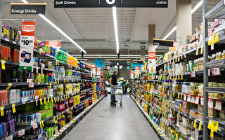 墨爾本超市員工發視頻 調侃顧客不良習慣