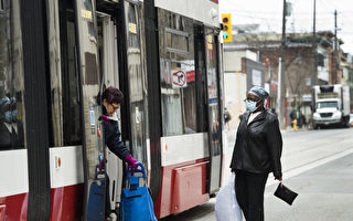 近期地铁部分路段关闭 公交乘客可自愿戴口罩