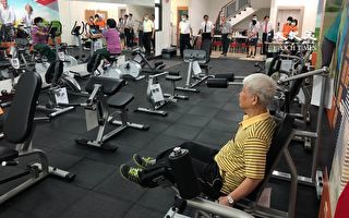 70岁宅男变健身达人 “年长”反而成优势