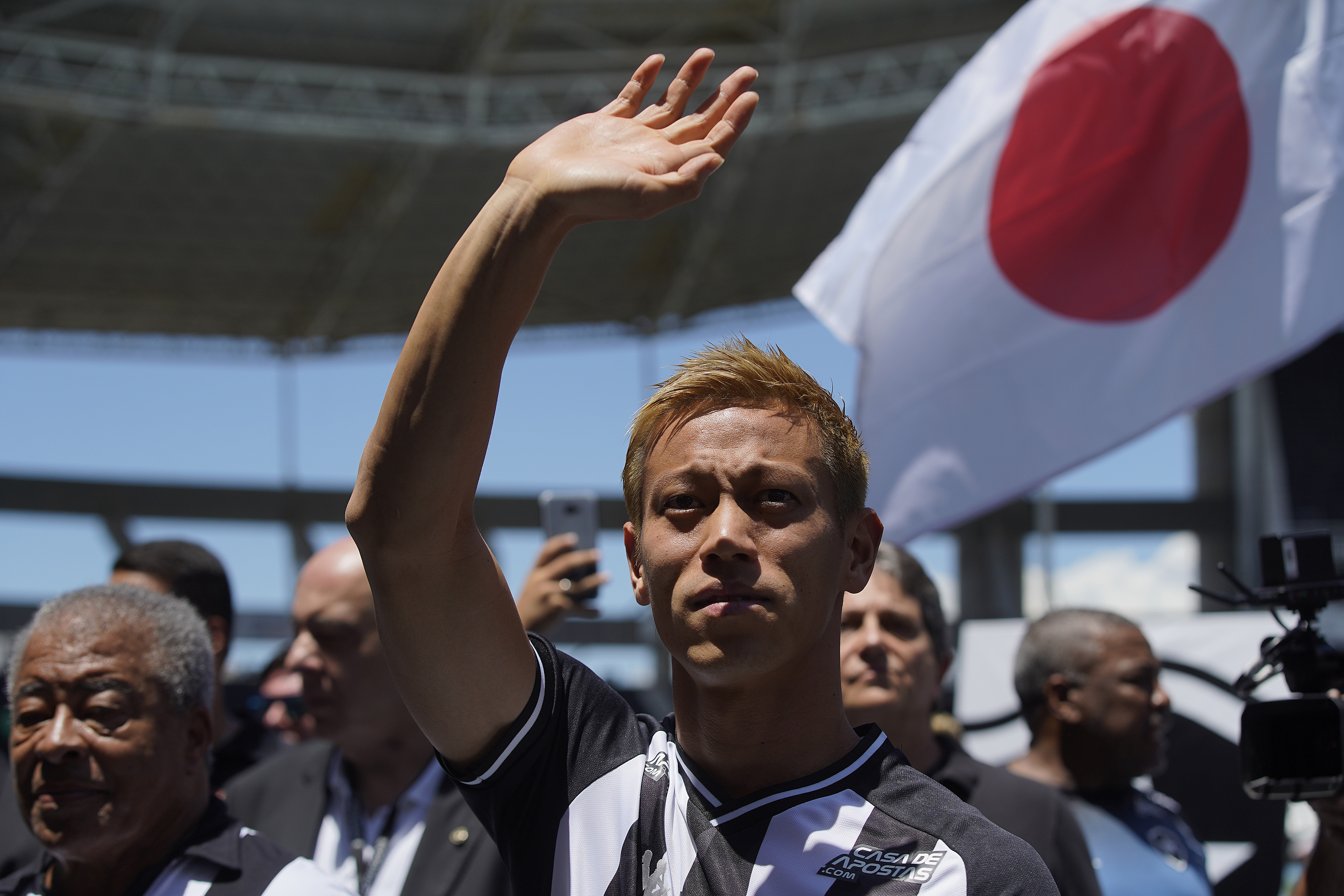 本田圭佑不满日本政府拒批评中国 港版国安法 大纪元