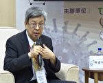 談防疫展望 陳建仁：台灣有民主意識抗疫才能成功