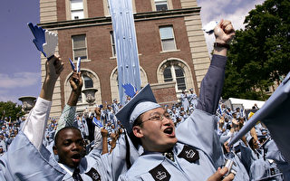 不滿ICE新規 紐約高校表態幫助國際學生