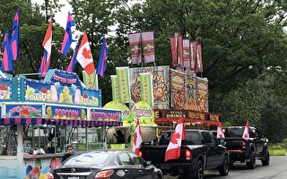 別樣的加拿大日慶典 PNE汽車遊行
